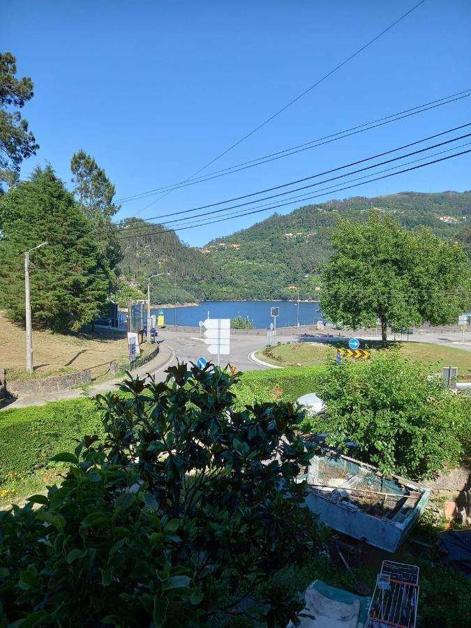 Sobreiro Apartamentos Rio Caldo Dış mekan fotoğraf